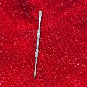 Silver Dual-Ended Metal Tool for manicure or any other thing